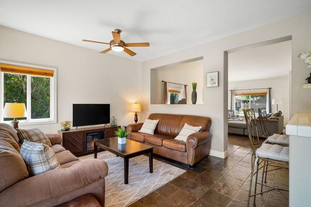 1598 Amelia Way, Palm Springs, CA 92262