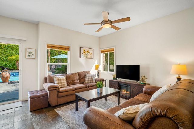 1598 Amelia Way, Palm Springs, CA 92262