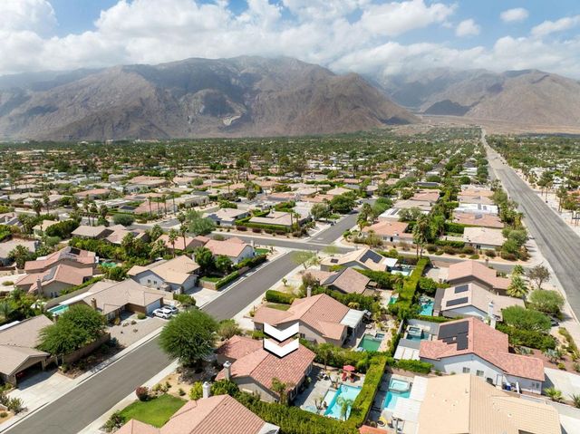 1598 Amelia Way, Palm Springs, CA 92262