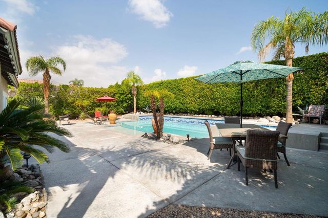 1598 Amelia Way, Palm Springs, CA 92262