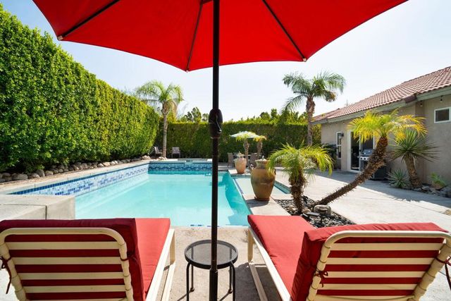 1598 Amelia Way, Palm Springs, CA 92262