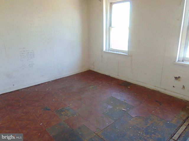1125 S 8TH ST, Camden, NJ 08103