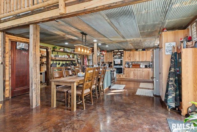 518 S ANDERSON Street, Taylorville, IL 62568