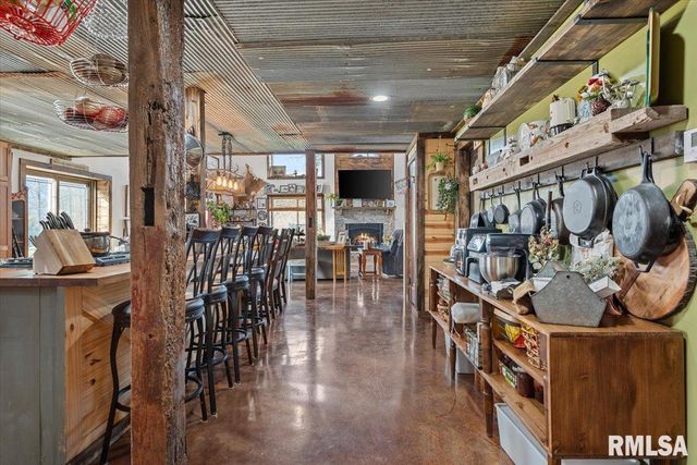 518 S ANDERSON Street, Taylorville, IL 62568