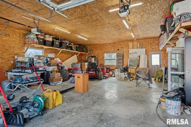 518 S ANDERSON Street, Taylorville, IL 62568