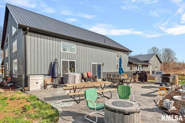 518 S ANDERSON Street, Taylorville, IL 62568