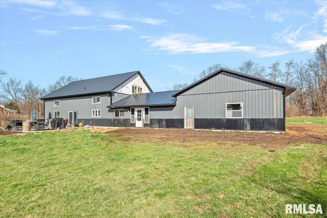 518 S ANDERSON Street, Taylorville, IL 62568