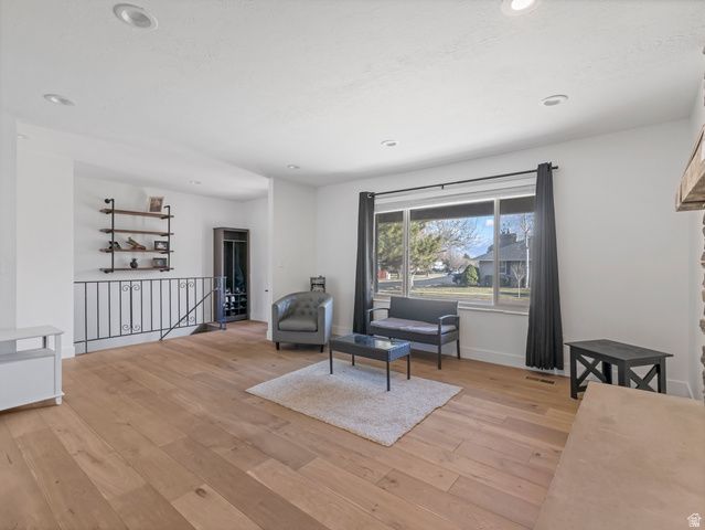 7458 S BROMLEY RD, West Jordan, UT 84084