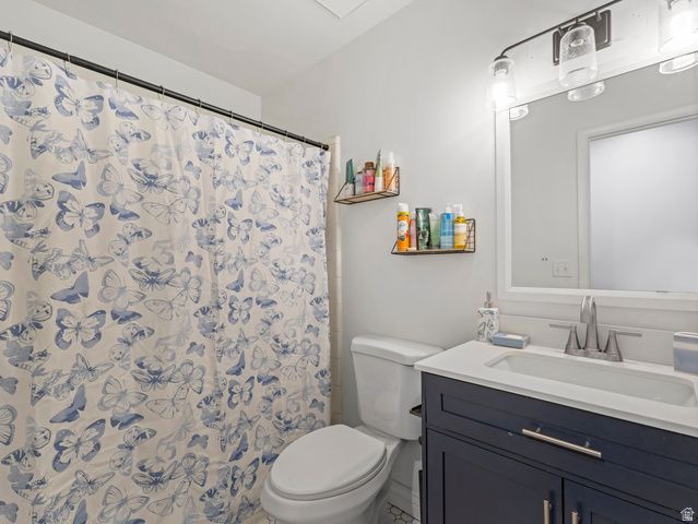 7458 S BROMLEY RD, West Jordan, UT 84084