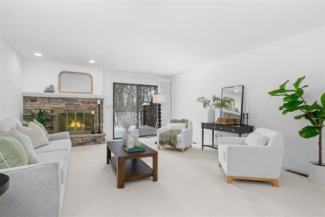 6134 Parview Drive, Grand Rapids, MI 49546