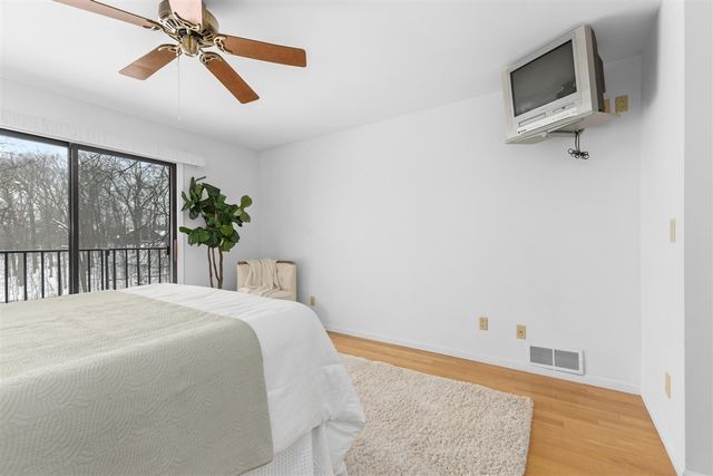 6134 Parview Drive, Grand Rapids, MI 49546