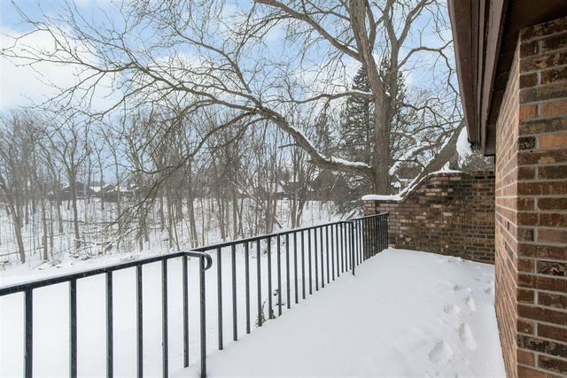 6134 Parview Drive, Grand Rapids, MI 49546