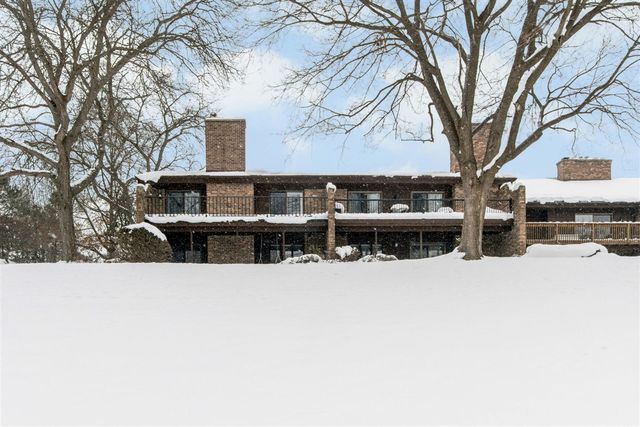 6134 Parview Drive, Grand Rapids, MI 49546