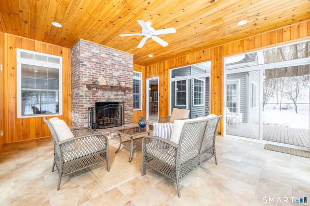 43 Mill Road, Woodbury, CT 06798