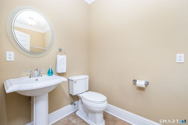 43 Mill Road, Woodbury, CT 06798