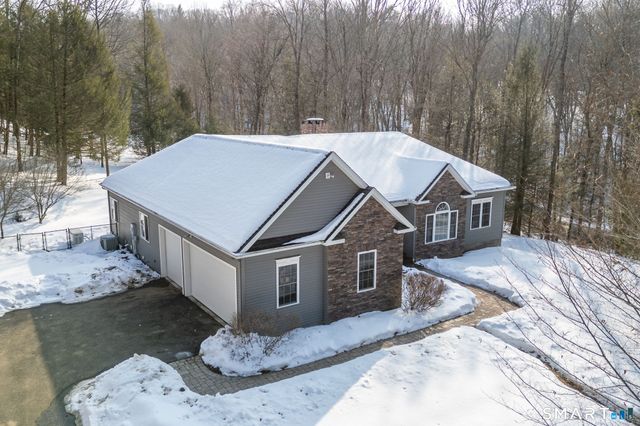 43 Mill Road, Woodbury, CT 06798