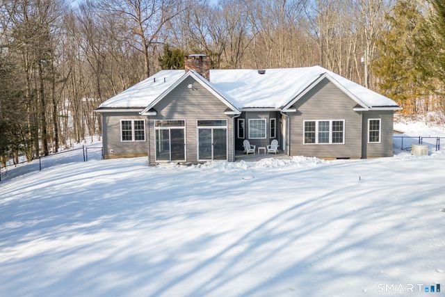 43 Mill Road, Woodbury, CT 06798