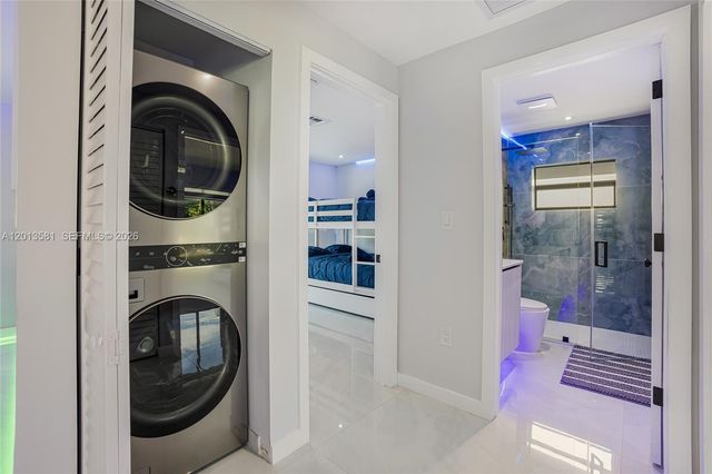 2406 Gulfstream Ln, Fort Lauderdale, FL 33312