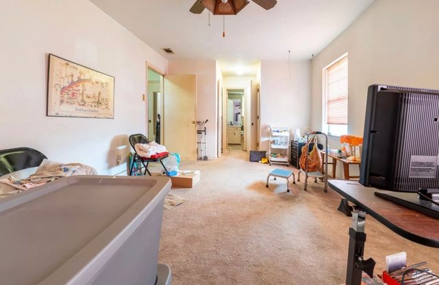 909 Bradfield Drive, Garland, TX 75042