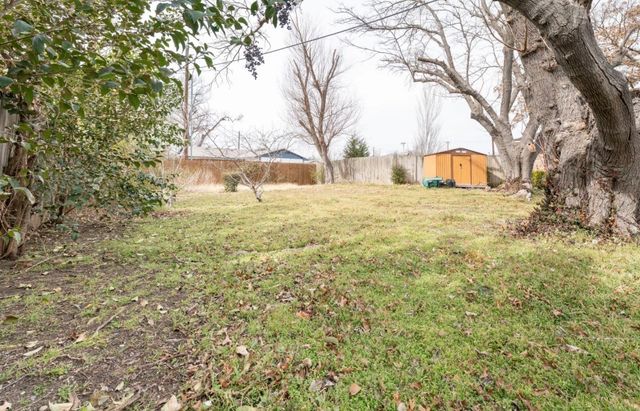 909 Bradfield Drive, Garland, TX 75042