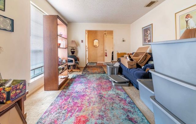 909 Bradfield Drive, Garland, TX 75042