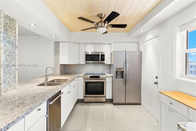 301 NE 14th Ave 601, Hallandale Beach, FL 33009