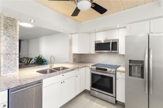 301 NE 14th Ave 601, Hallandale Beach, FL 33009