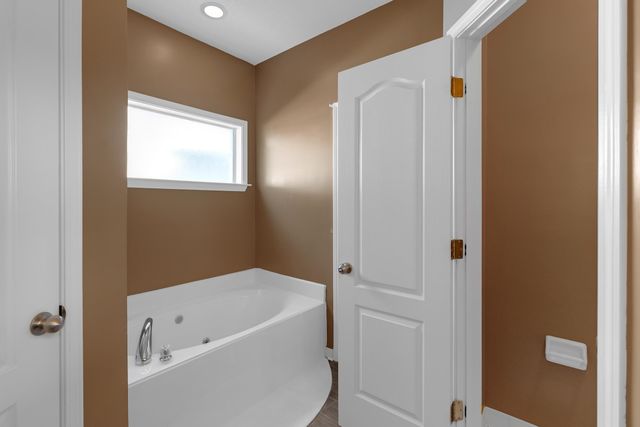 1229 N SANGA RD, Memphis, TN 38016