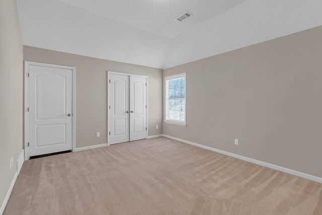 1229 N SANGA RD, Memphis, TN 38016