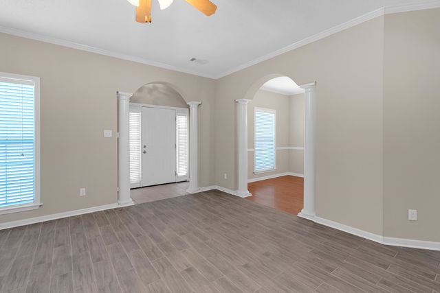 1229 N SANGA RD, Memphis, TN 38016