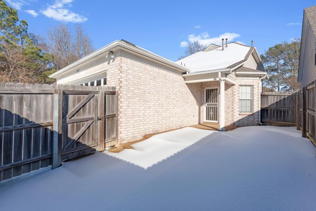 1229 N SANGA RD, Memphis, TN 38016