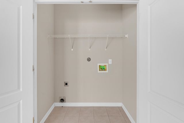 1229 N SANGA RD, Memphis, TN 38016