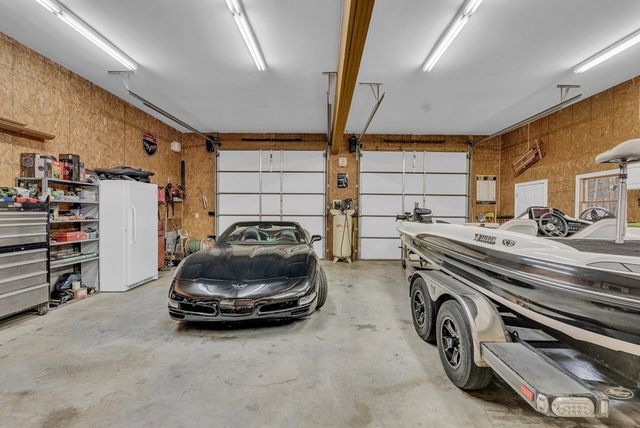 465 Hickory Ln, Sparta, TN 38583