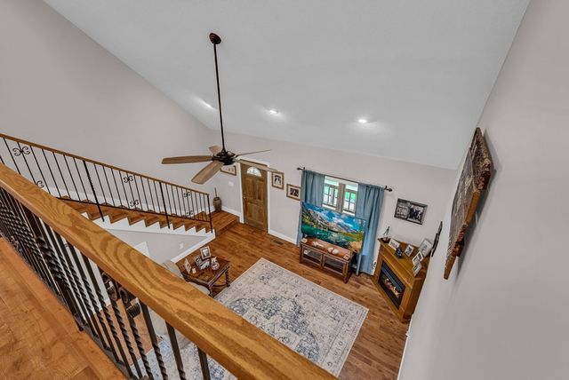 465 Hickory Ln, Sparta, TN 38583