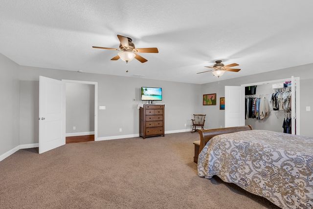 465 Hickory Ln, Sparta, TN 38583