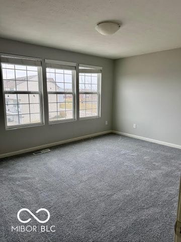 12687 White Chapel Circle, Fishers, IN 46037