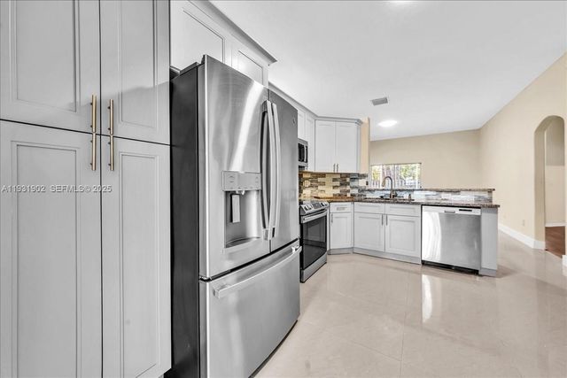 17062 NW 16th St, Pembroke Pines, FL 33028