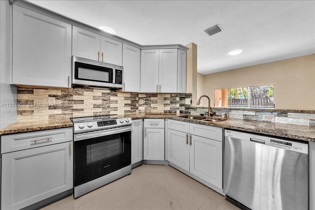 17062 NW 16th St, Pembroke Pines, FL 33028