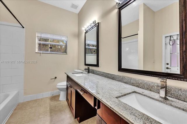 17062 NW 16th St, Pembroke Pines, FL 33028