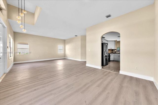 17062 NW 16th St, Pembroke Pines, FL 33028