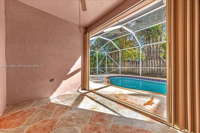 17062 NW 16th St, Pembroke Pines, FL 33028