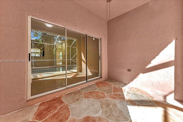 17062 NW 16th St, Pembroke Pines, FL 33028