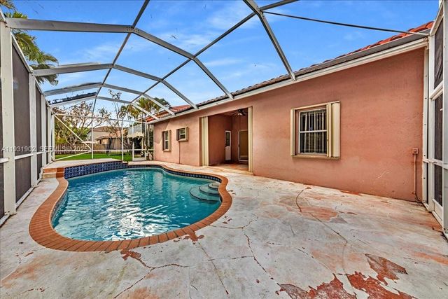 17062 NW 16th St, Pembroke Pines, FL 33028