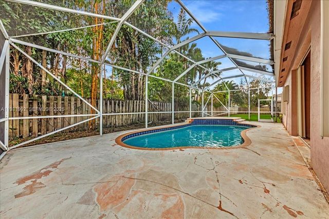 17062 NW 16th St, Pembroke Pines, FL 33028