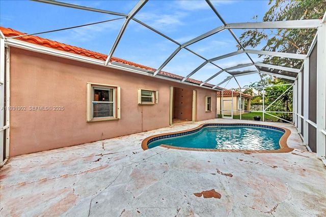 17062 NW 16th St, Pembroke Pines, FL 33028