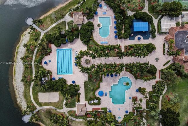 17062 NW 16th St, Pembroke Pines, FL 33028