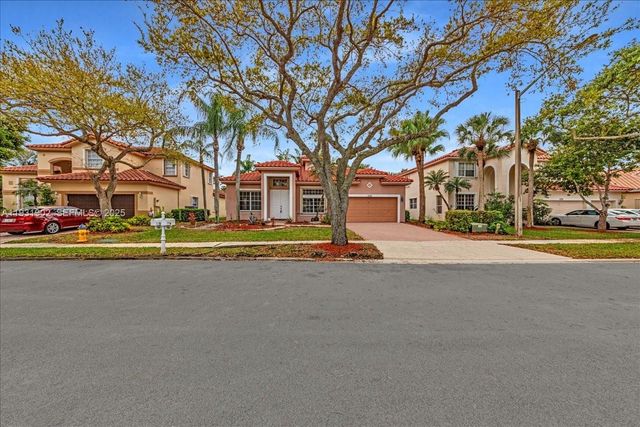 17062 NW 16th St, Pembroke Pines, FL 33028