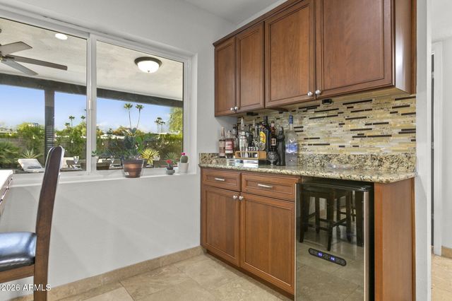 5734 E BETTY ELYSE Lane, Scottsdale, AZ 85254