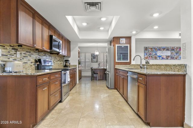 5734 E BETTY ELYSE Lane, Scottsdale, AZ 85254