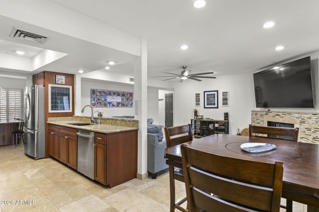 5734 E BETTY ELYSE Lane, Scottsdale, AZ 85254